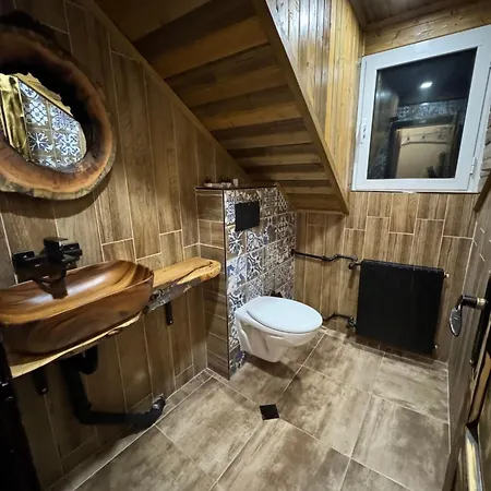 The Forest By Bookvillabg Alpesi faház *