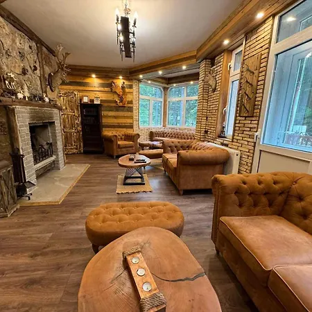 The Forest By Bookvillabg Alpesi faház Borovec