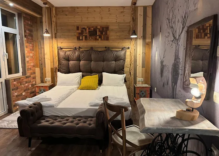 The Forest By Bookvillabg Шалета